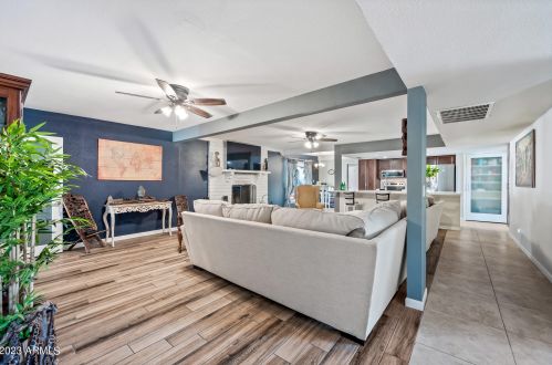 13229 8th Ave, Phoenix AZ  85029-1808 exterior