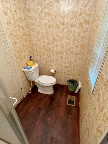 34202 Canal Dr, Pinellas Park FL  exterior