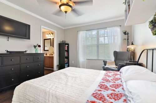 8485 Leeland Archer Blvd, Orlando FL 32836-8833 exterior