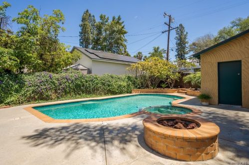 640 Pennsylvania Ave, Glendora CA  91740-4324 exterior