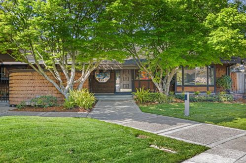 3840 May Ct, Palo Alto, CA 94303-4545