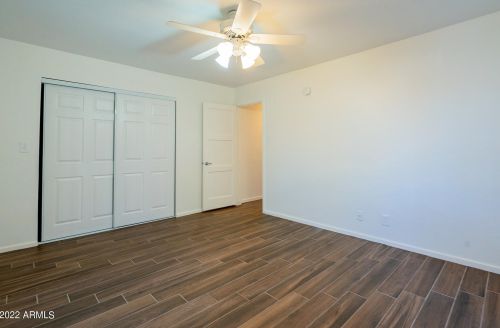 4220 16 Dr, Phoenix AZ  85015-1426 exterior