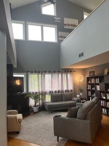 906 Vernon Pl, Covington, KY 41016-3401