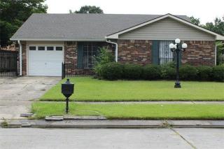 2500 Mesa Dr, Marrero, LA 70072-6326