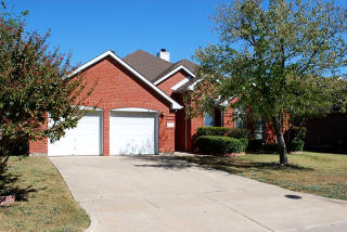 38 Sonora Dr, Roanoke TX  76262-5127 exterior