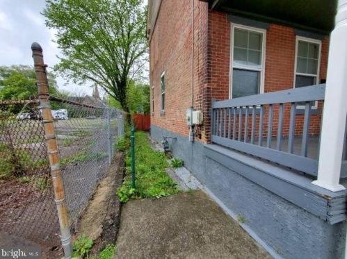 240 Passaic St, Trenton, NJ 08618-4609