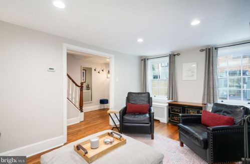 314 Iseminger St, Philadelphia PA  19107-5904 exterior