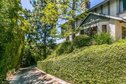 2957 Edgewick Rd, Glendale, CA 91206-1353