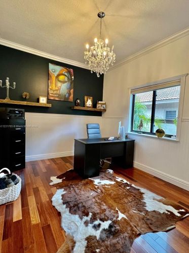 8625 169th Ter, Hialeah FL  33016-6158 exterior