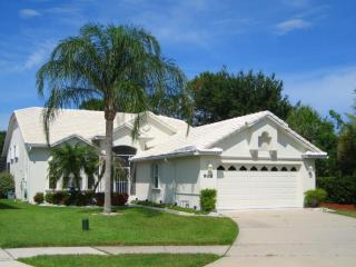 900 Wimbledon Dr, Melbourne, FL 32940-1515