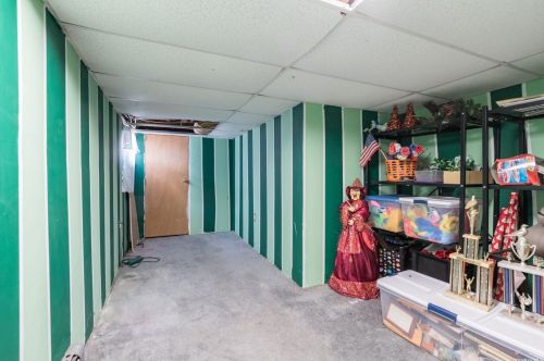 95 Ferndale Blvd, Islip Manor NY  11751-2821 exterior