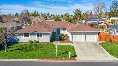 115 Saint James Ct, Danville, CA 94526-5203