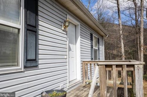 8974 Briery Branch Rd, Montezuma, VA 22821-3307