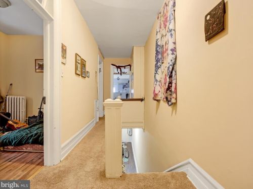 365 College Ave, Lancaster PA 17603-3319 exterior