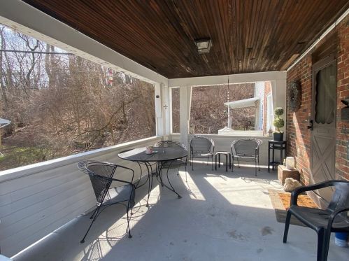 2194 Pauline Ave, Pittsburgh, PA 15216-3517