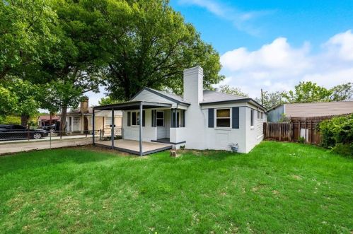 1012 Cliffdale Ave, Dallas, TX 75211-2313