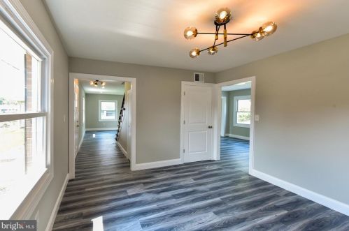 29 Maplewick Ln, Willingboro NJ  08046-2904 exterior