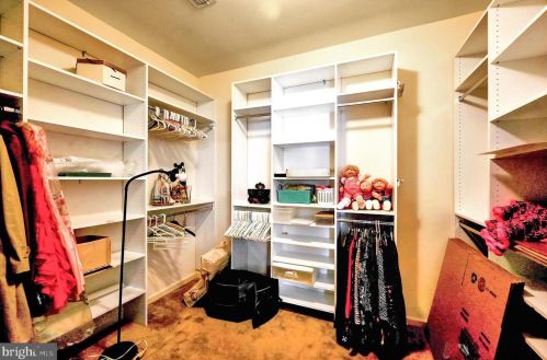 24 Chamber Ln, Columbus NJ  08022-2313 exterior