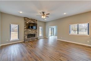 1935 4th Ave, Hammond WI  54002-5539 exterior
