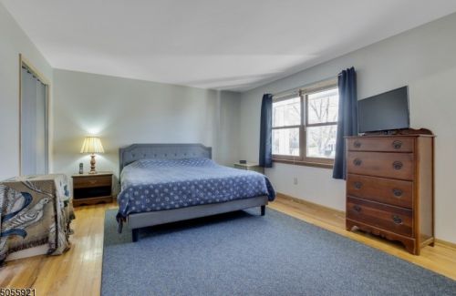 4 Graydon Pl, Roxbury Township NJ  07836-9314 exterior
