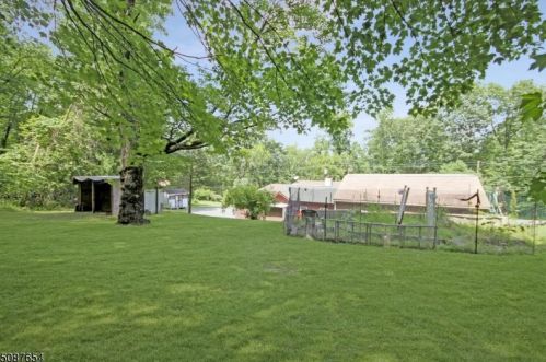 131 Mount Pisgah Ave, Oxford NJ  07863-3070 exterior