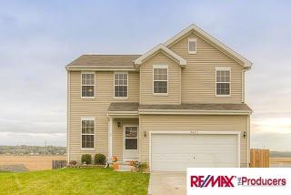 8421 64th St, Omaha, NE 68157-2119