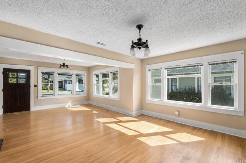 362 Shaffer St, Orange CA 92866-1113 exterior