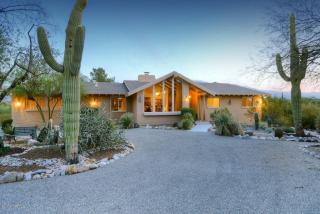 1641 Entrada Tercera, Tucson, AZ 85718-5827