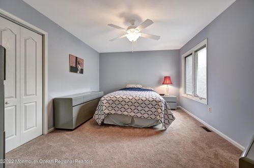 167 Ln Quinta Ct, Holmdel Village NJ  07733-2536 exterior