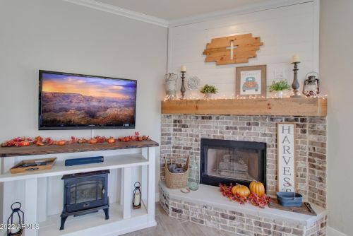 34212 10 St, Phoenix AZ 85085-9216 exterior