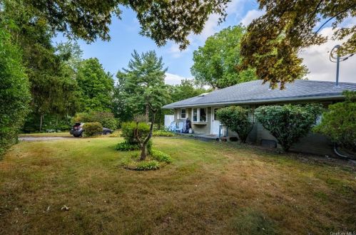 26 Mountain View Dr, Mahopac NY  10541-3808 exterior