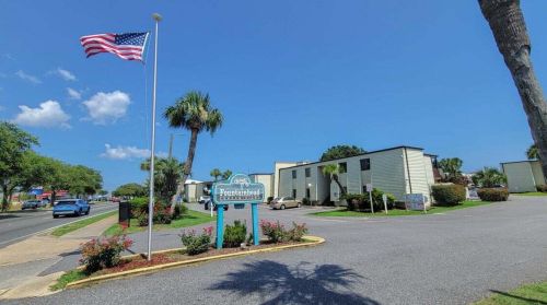 308 Miracle Strip Pkwy, Fort Walton Beach FL  32548-5217 exterior