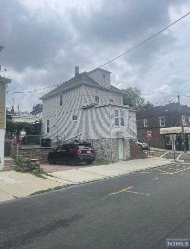 8100 Grand Ave, North Bergen, NJ 07047-4238