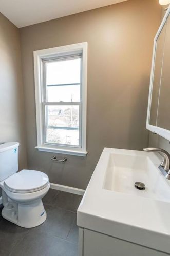 2433 Hay St, Easton PA  18042-5353 exterior