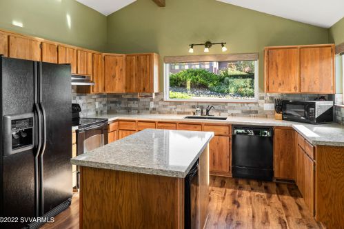 200 Concho Dr, Sedona AZ 86351-7952 exterior