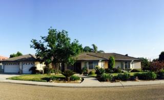 207 Mansionette Dr, Hanford, CA 93230-7411