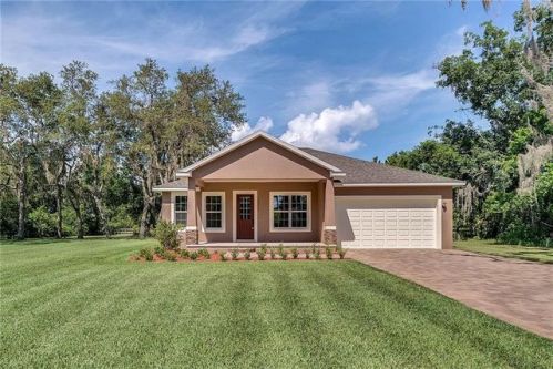 28207 Tammi Dr, Tavares, FL 32778-9695