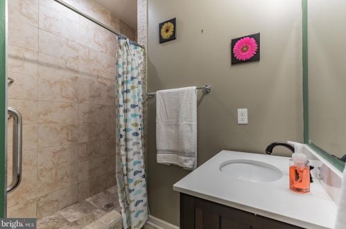 2842 Belgrade St, Philadelphia PA 19134-4814 exterior