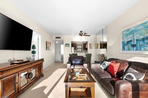 801 River Point Dr, Naples FL  34102-3453 exterior