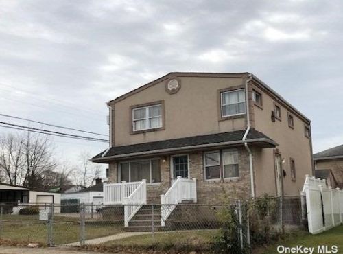 1371 Rosser Ave, Floral Park, NY 11003-3128