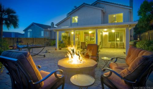 8963 Adobe Bluffs Dr, San Diego CA 92129-4400 exterior