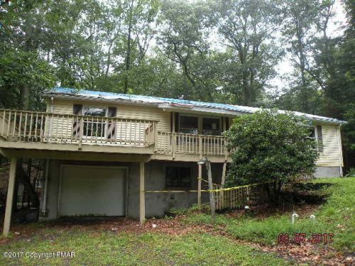 221 Marilou Ln, Bartonsville, PA 18321-9373
