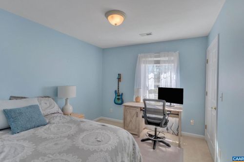 294 Jefferson Dr, Bybee VA  22963-2606 exterior