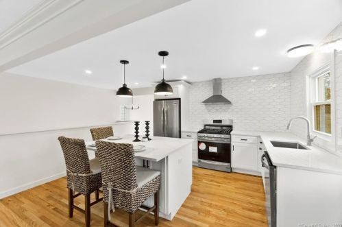 12 Clear Lake Rd, North Branford CT  06471-1574 exterior