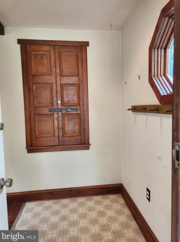 3220 Nottingham Rd, Norristown PA  19403-4162 exterior