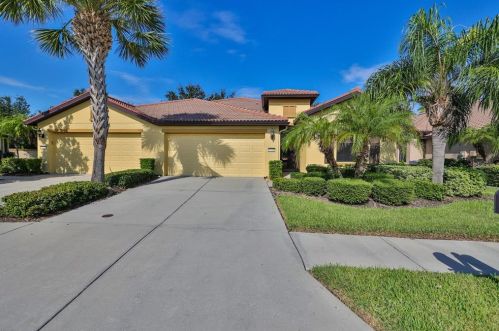 5511 Sunset Falls Dr, Ruskin, FL 33572-3110