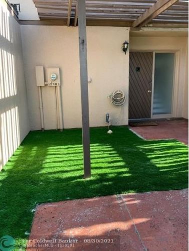 12383 11th St, Hollywood FL  33026-3804 exterior