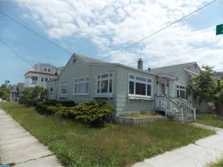 2219 Ocean Dr, Avalon, NJ 08202-2068