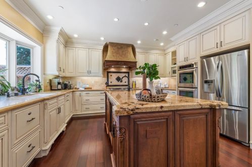 503 Upton St, Redwood City CA  94062-2941 exterior