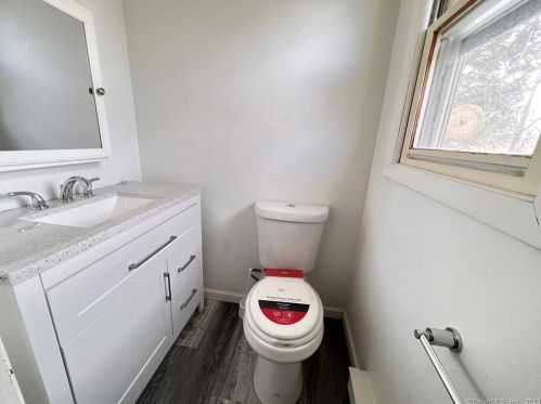 154 Bradley Ave, Waterbury CT  06708-4402 exterior